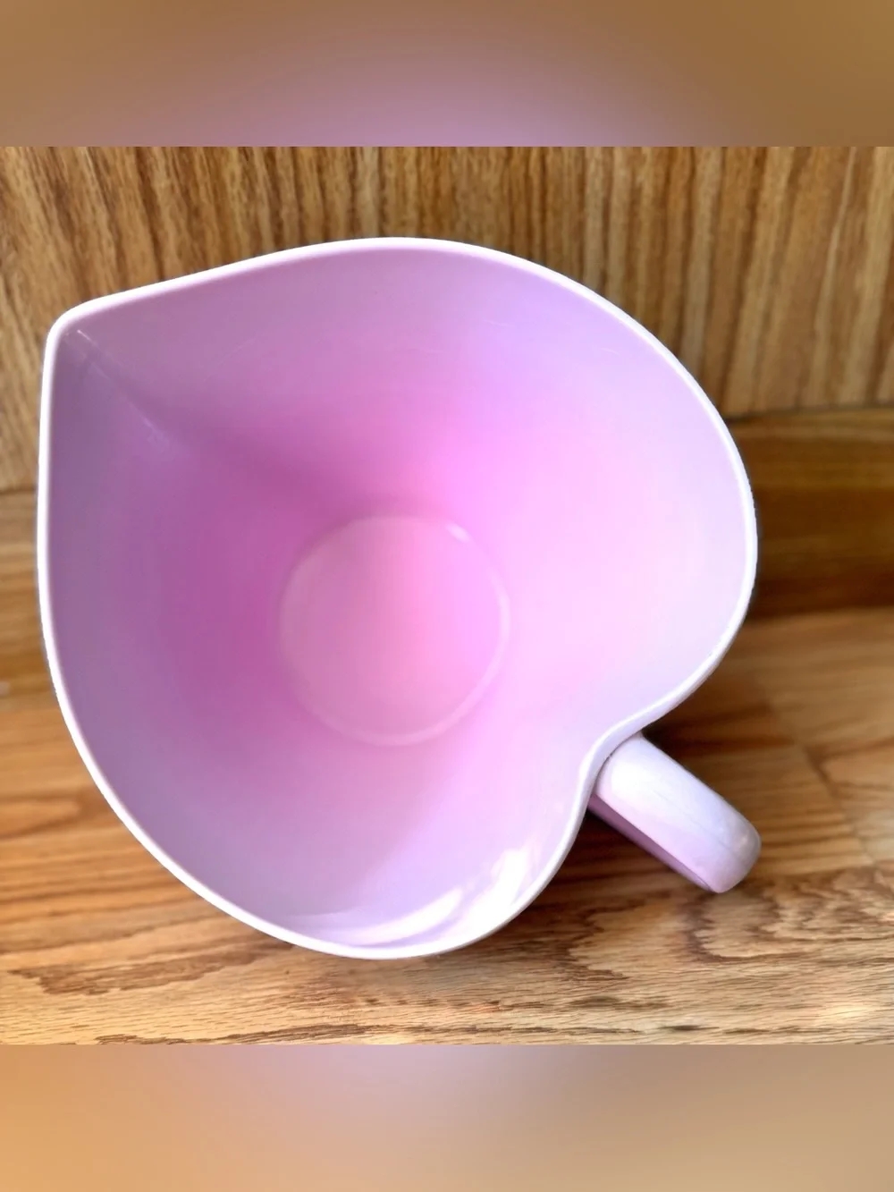 Gradient pink heart-shaped  batter bowl , ribbed heart shape 💗